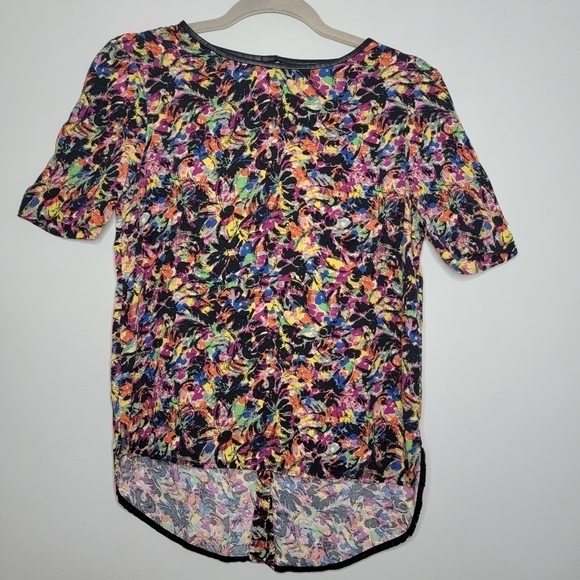 Zara Women Small Short  Hi-Low Sleeve Shirt with Bright Pattern & Button Up Back - Picture 2 of 13